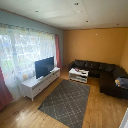 Joe Laeheduses Asuv Maja Perele