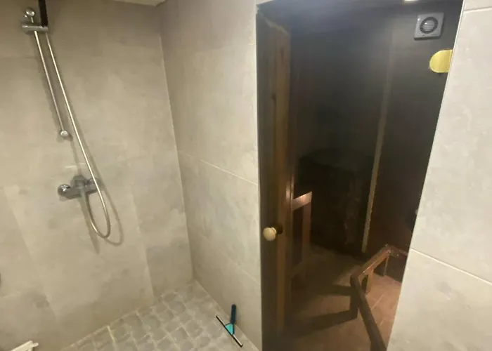 Joe Laeheduses Asuv Maja Perele Pärnu